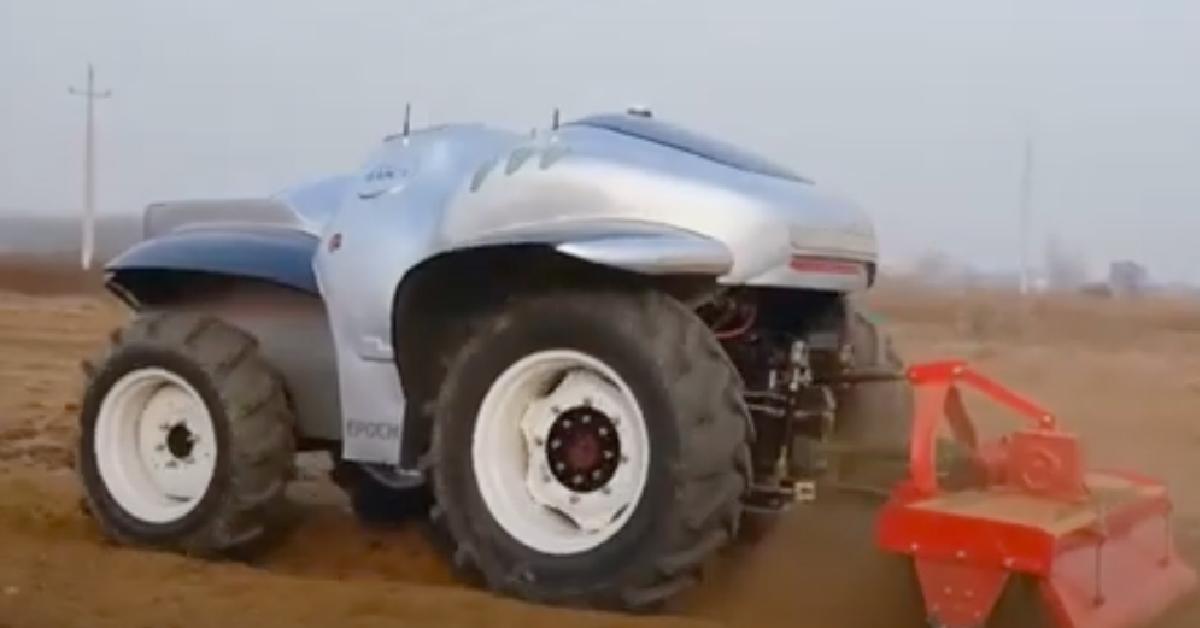 China lança seu primeiro trator elétrico autônomo movido a hidrogênio