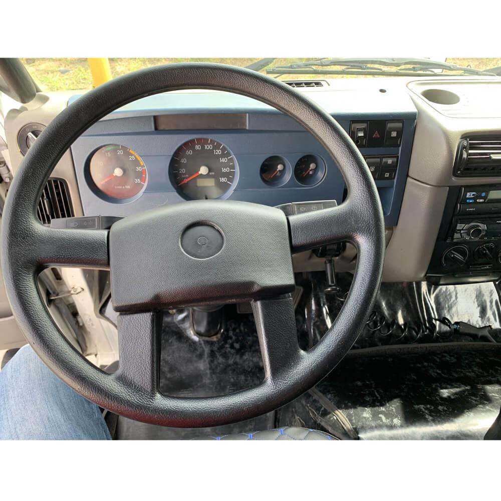 Caminhão VOLKSWAGEN DELIVERY 9150 BAÚ SECO Ano 2011