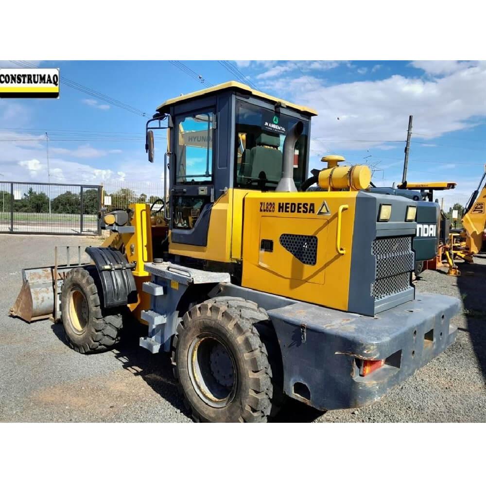 PÁ CARREGADEIRA HEDESA ZL826 Ano 2019