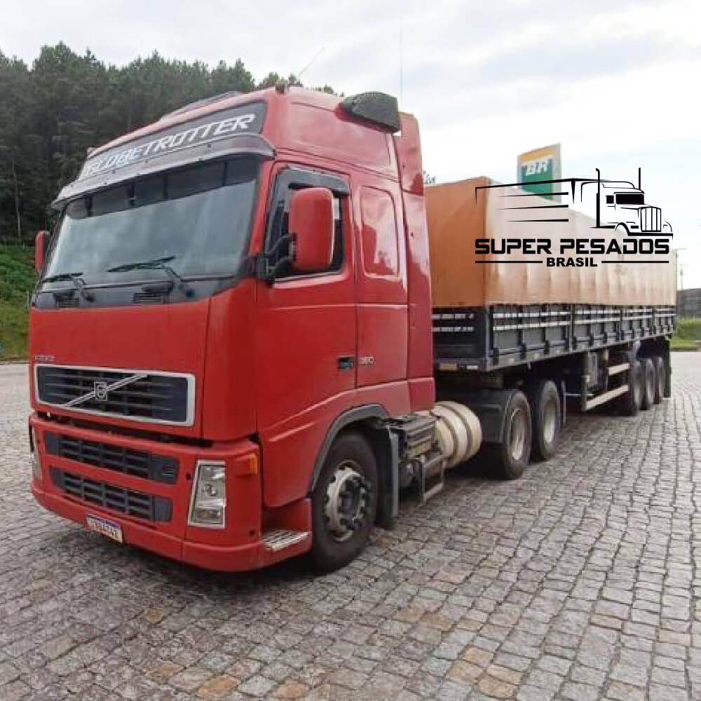 Caminhão VOLVO FH 12.380 Ano 2005