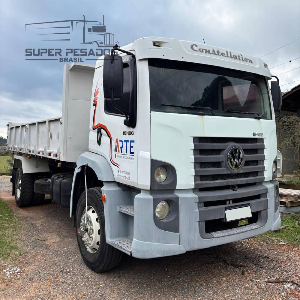CAMINHÃO VOLKSWAGEN CONSTELLATION 15.180 CAÇAMBA BASCULANTE 2010