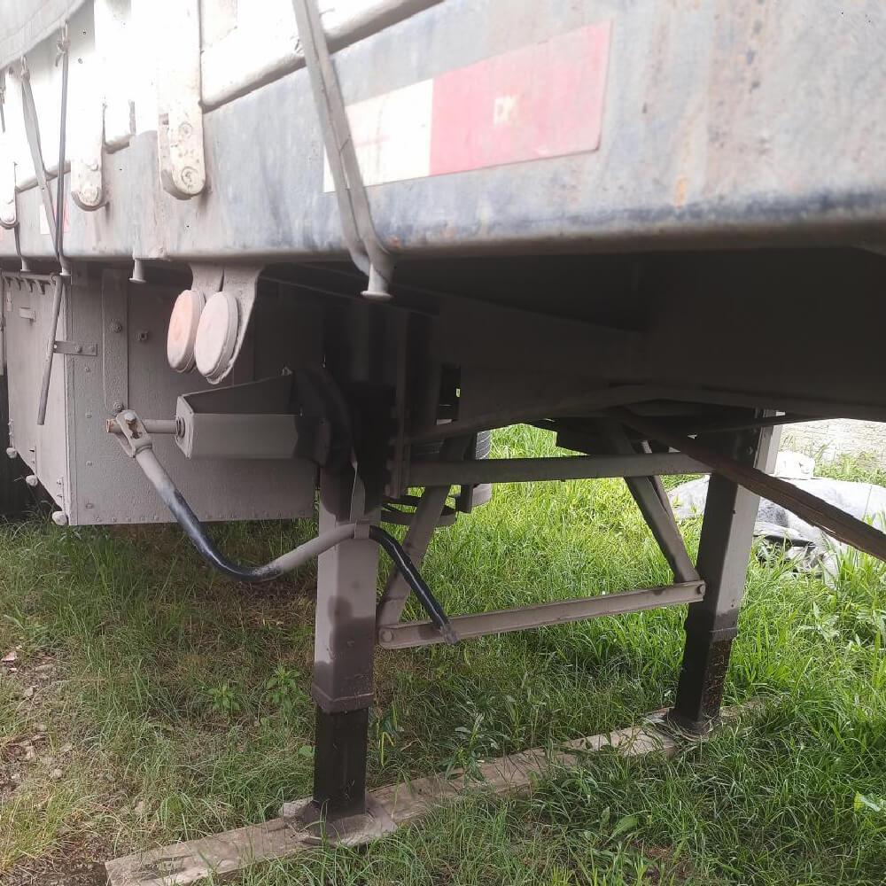 Carreta LS Grade Baixa Guerra Ano 2000