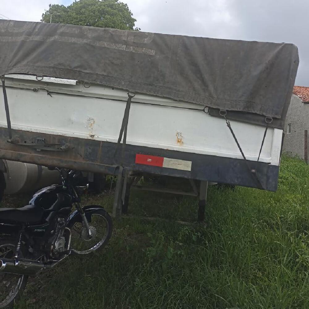 Carreta LS Grade Baixa Guerra Ano 2000