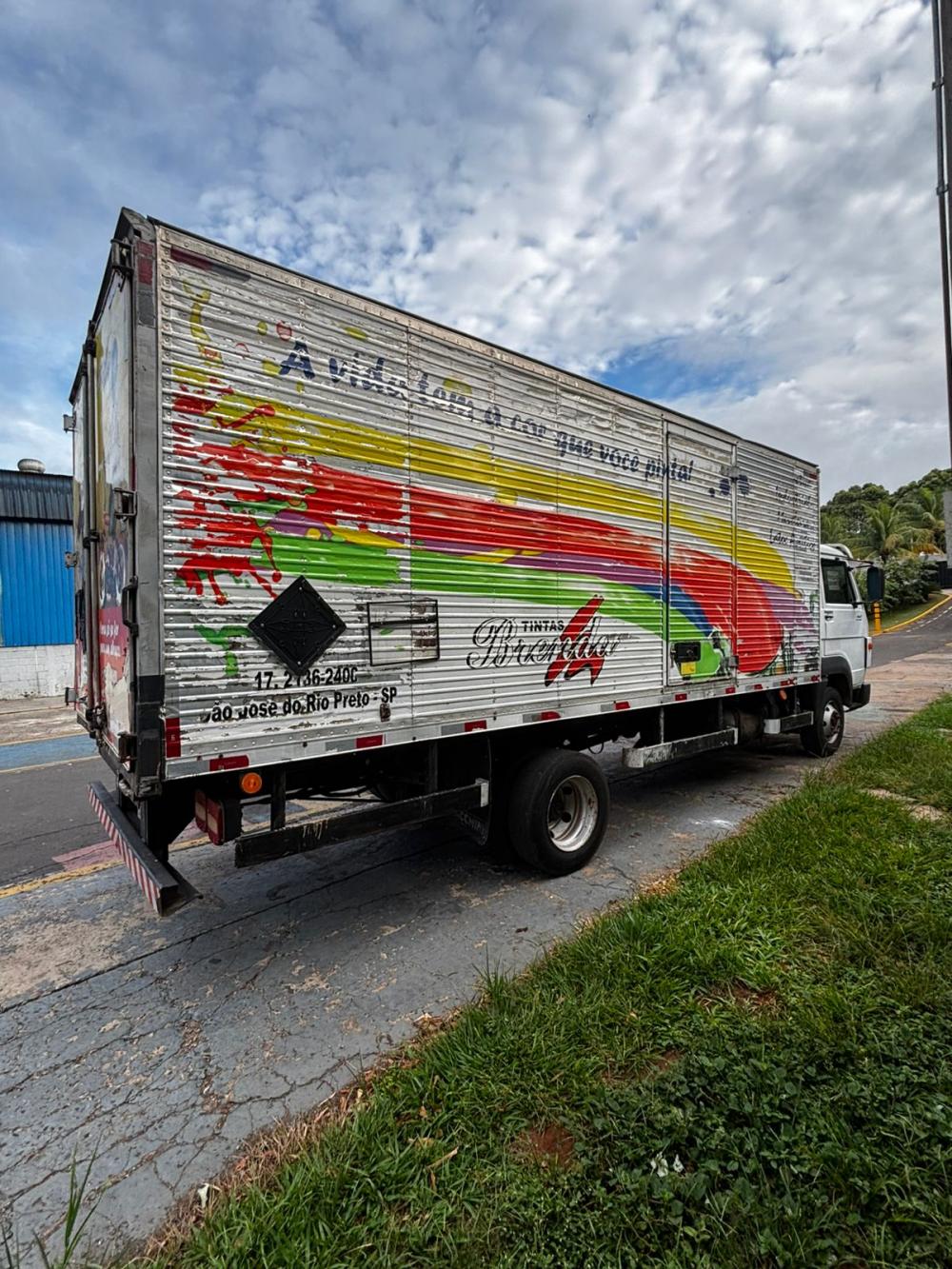 Caminhão Volkswagen 9.160 com Baú de Alumínio